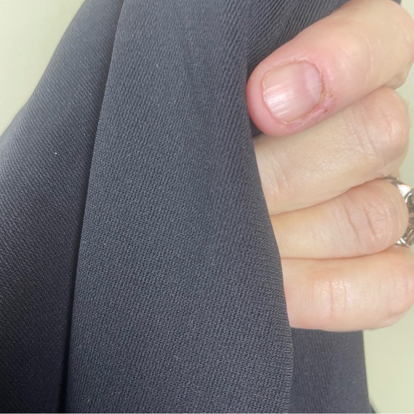 Boston Proper Black Sleeveless Swing Dress Pockets Key Hole Neckline Size Large - Picture 10 of 11